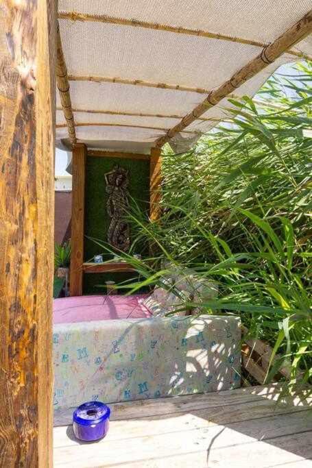 Jabuti Autocaravana Con Porche Y Aparcamiento Καντίζ Εξωτερικό φωτογραφία